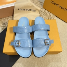 Louis Vuitton Slippers